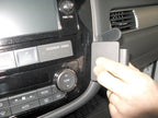 Brodit ProClip 854817 voor Mitsubishi Outlander 2013-2021 - montagepositie op dashboard