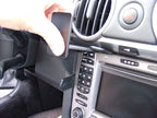 Brodit ProClip 854877 voor Porsche Cayman (Type 987) 2005-2012 en Porsche Boxster (Type 987) 2005-2012 - ProClip geplaatst in het voertuig