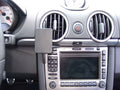 Brodit ProClip 854877 voor Porsche Cayman (Type 987) 2005-2012 en Porsche Boxster (Type 987) 2005-2012 - installatiepositie
