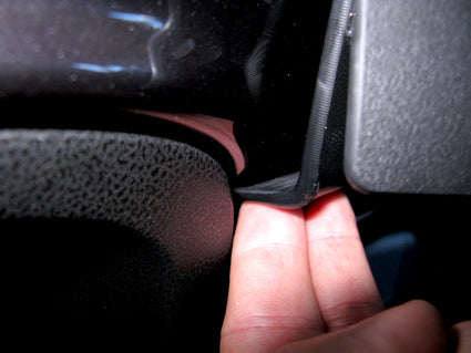 Brodit ProClip 854881 voor Fiat 500 L 2013-2022 - detail van dashboardmontage