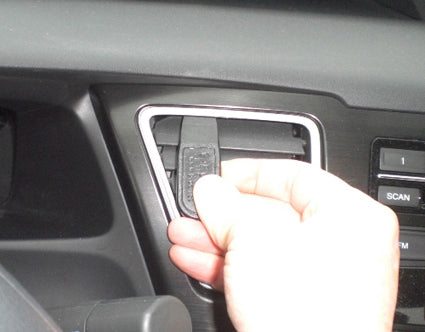 Brodit ProClip 854883 voor Honda Civic Si 2013-2015, Honda Civic Hybrid 2013-2015 en Honda Civic 2013-2015 - montagepositie op dashboard