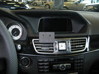 Brodit ProClip 854896 voor Mercedes Benz E-Class, Stationwagon 2014-2016 en Mercedes Benz E-Class, Sedan 2014-2016 - installatiepositie