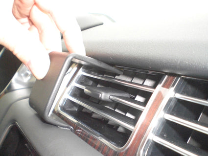 Brodit ProClip 854909 voor Land Rover Range Rover 2013-2018 - detail van dashboardmontage