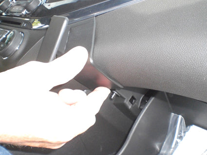 Brodit ProClip 854925 voor Chevrolet Impala 2013-2021 - detail van dashboardmontage