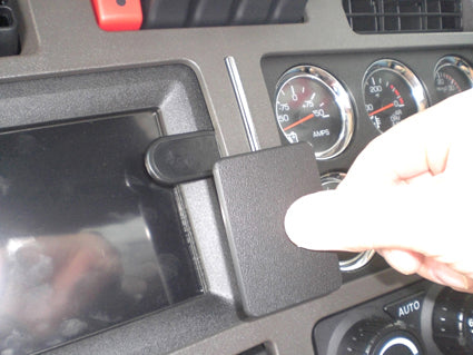 Brodit ProClip 854926 voor Kenworth T880-Series 2013-2018 en Kenworth T680-Series 2013-2018 - detail van dashboardmontage
