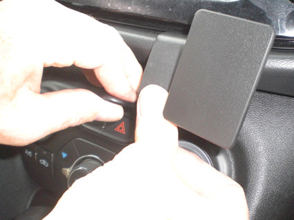 Brodit ProClip 854929 voor Dodge Dart 2013-2017 - detail van dashboardmontage