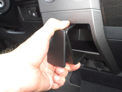 Brodit ProClip 854932 voor Toyota Tundra 2007-2013 en Toyota Sequoia 2008-2017 - ProClip geplaatst in het voertuig