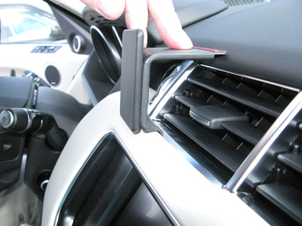 Brodit ProClip 854936 voor Land Rover Range Rover Sport 2014-2022 - montagepositie op dashboard