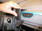 Brodit ProClip 854941 voor Renault Captur 2014-2017 - detail van dashboardmontage