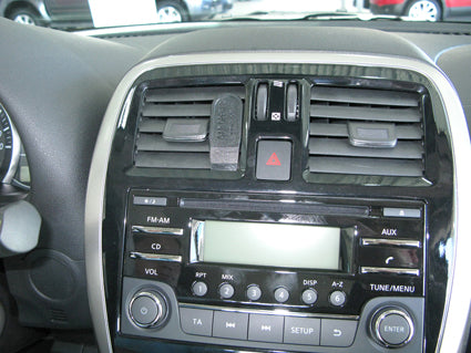 Brodit ProClip 854944 voor Nissan Micra 2014-2017 - montagepositie op dashboard