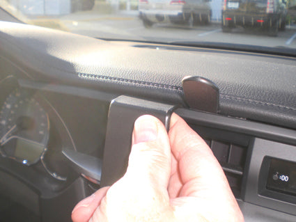 Brodit ProClip 854955 voor Toyota Corolla 2014-2015 - detail van dashboardmontage