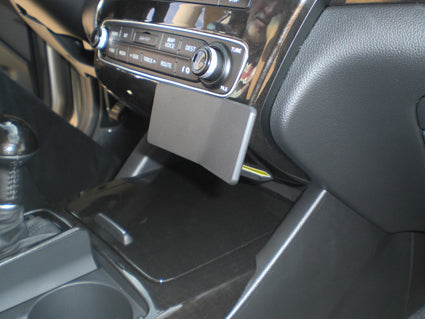 Brodit ProClip 854967 voor Kia Cadenza 2014-2016 - detail van dashboardmontage