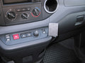 Brodit ProClip 854973 voor Citroen Berlingo Transport 2008-2018, Citroen Berlingo Family 2008-2018 en Peugeot Partner 2008-2018 - installatiepositie