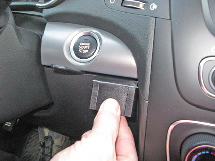 Brodit ProClip 854985 voor Kia Sorento 2013-2014 - montagepositie op dashboard