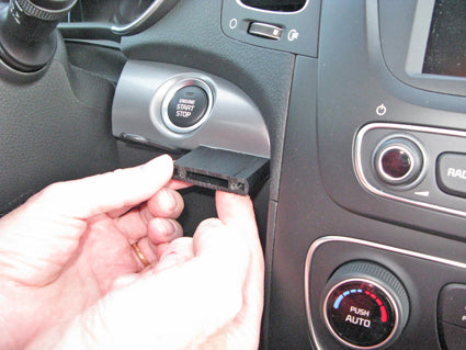Brodit ProClip 854985 voor Kia Sorento 2013-2014 - ProClip geplaatst in het voertuig