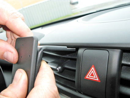 Brodit ProClip 855001 voor Kia Soul 2014-2017 - montagepositie op dashboard