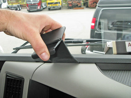 Brodit ProClip 855004 voor Volvo FM series 2014-2020 - montagepositie op dashboard