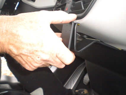 Brodit ProClip 855007 voor BMW i3 2014-2022 - ProClip geplaatst in het voertuig