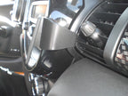 Brodit ProClip 855010 voor Mini One 2016-2018, Mini Cooper Hardtop 2014-2016 en Mini Cooper 2014-2021 - detail van dashboardmontage