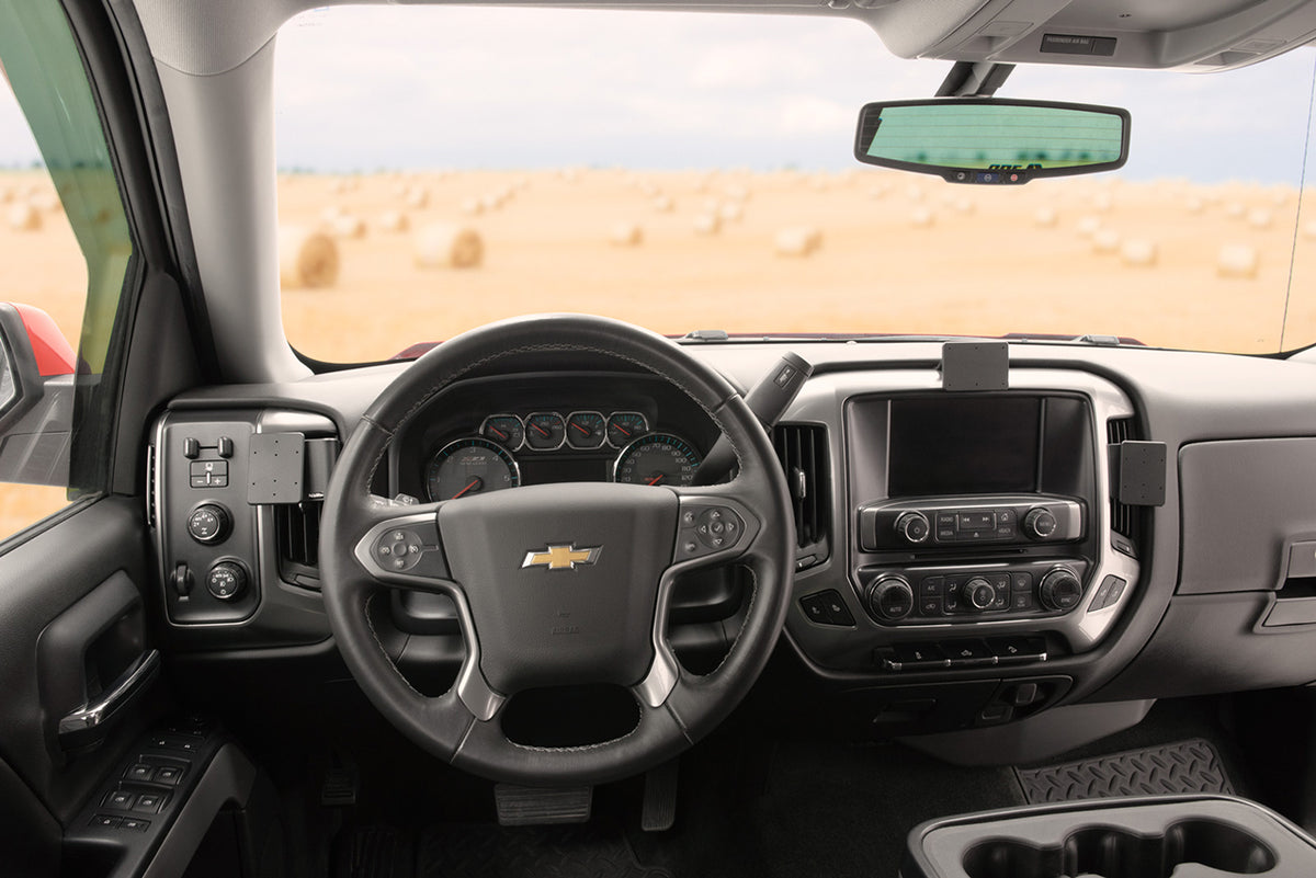 Brodit ProClip 855014 voor Chevrolet Silverado 2500/3500 Series 2015-2019, Chevrolet Silverado 1500 Series 2014-2018 e.a. - productfoto zwarte ABS montagebasis