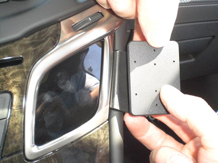 Brodit ProClip 855023 voor Buick LaCrosse 2014-2016 - detail van dashboardmontage