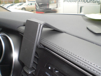 Brodit ProClip 855029 voor Kia Optima 2014-2016 - detail van dashboardmontage