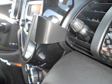 Brodit ProClip 855032 voor Mini Cooper Hardtop 2014-2015 en Mini Cooper 2014-2015 - detail van dashboardmontage