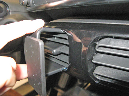 Brodit ProClip 855042 voor Citroen C4 Cactus 2015-2017 - detail van dashboardmontage