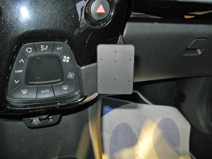 Brodit ProClip 855051 voor Citroen C1 2014-2021, Peugeot 108 2014-2021 en Toyota AYGO 2014-2021 - installatiepositie