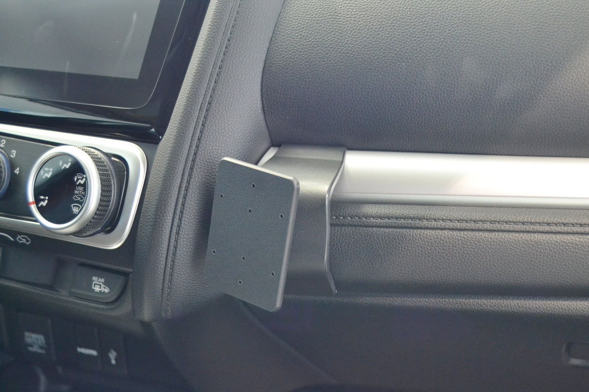 Brodit ProClip 855056 voor Honda Jazz 2015-2020 en Honda Fit 2015-2020 - productfoto zwarte ABS montagebasis
