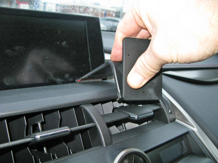 Brodit ProClip 855067 voor Lexus NX Series 2015-2017 - ProClip geplaatst in het voertuig