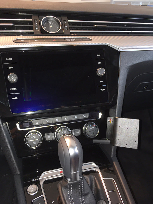 Brodit ProClip 855069 voor Volkswagen Passat 2015-2023, Volkswagen Arteon 2017-2026 en Volkswagen Arteon 2019-2026 - montagefoto 6