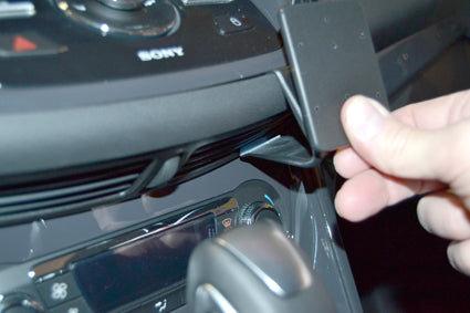 Brodit ProClip 855071 voor Ford Escape 2013-2018 - detail van dashboardmontage