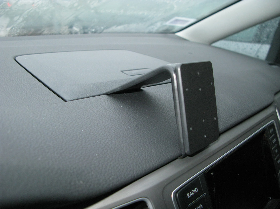 Brodit ProClip 855074 voor Volkswagen Golf Sportsvan 2015-2021 - montagefoto 7