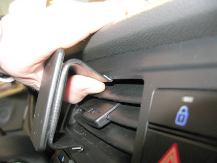 Brodit ProClip 855083 voor Hyundai i20 2015-2018 - montagepositie op dashboard