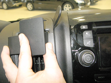 Brodit ProClip 855085 voor Citroen Jumper 2015-2024, Dodge Ram ProMaster Van 2015-2021 e.a. - detail van dashboardmontage
