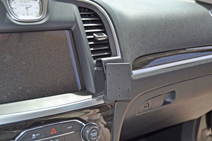 Brodit ProClip 855106 voor Chrysler 300 2015-2022 - installatiepositie
