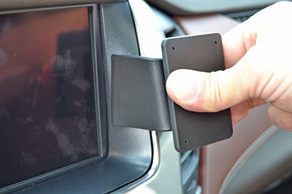 Brodit ProClip 855107 voor Chevrolet Tahoe 2015-2020, Chevrolet Suburban 2015-2020 e.a. - ProClip geplaatst in het voertuig