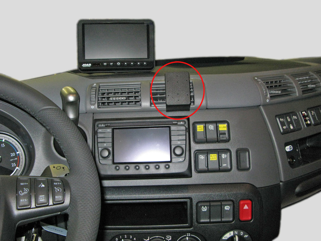 Brodit ProClip 855109 voor Daf CF 2014-2024 en TATRA PHOENIX Euro 6 2014-2024 - montagefoto 7