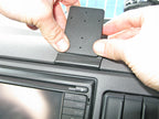 Brodit ProClip 855113 voor Daf XF 2014-2021 - detail van dashboardmontage