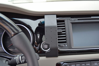 Brodit ProClip 855123 voor Kia Sedona 2015-2021 en Kia Carnival 2015-2021 - installatiepositie
