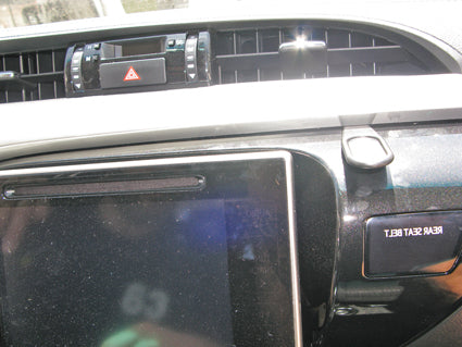 Brodit ProClip 855176 voor Toyota HiLux 2016-2026 - montagepositie op dashboard