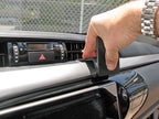 Brodit ProClip 855176 voor Toyota HiLux 2016-2026 - detail van dashboardmontage