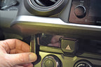 Brodit ProClip 855191 voor Toyota Tacoma 2016-2023 - montagepositie op dashboard