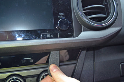 Brodit ProClip 855192 voor Toyota Tacoma 2016-2023 - montagepositie op dashboard