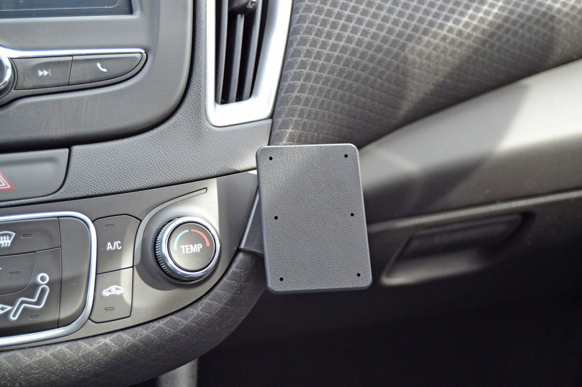 Brodit ProClip 855194 voor Chevrolet Malibu 2016-2025 - montagefoto 6