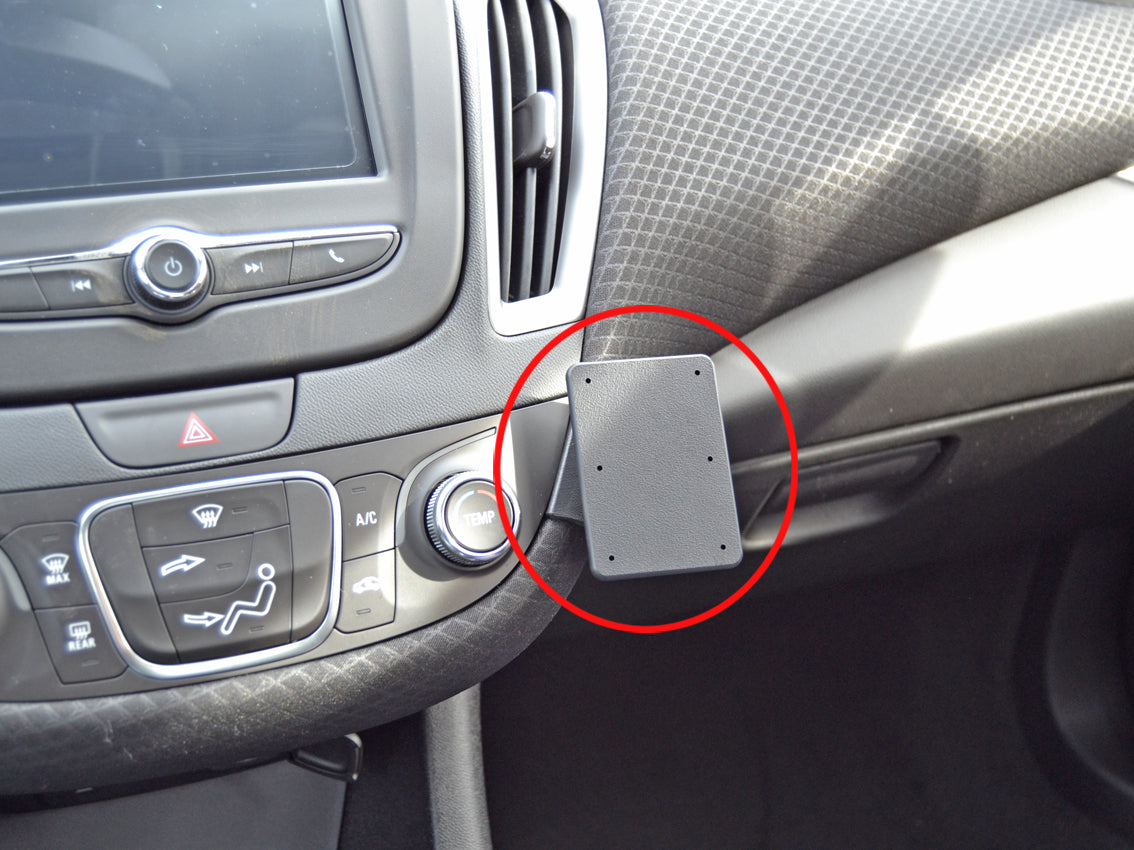 Brodit ProClip 855194 voor Chevrolet Malibu 2016-2025 - montagefoto 7