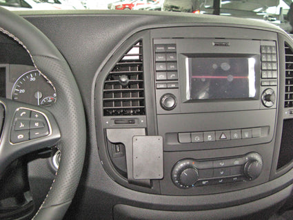 Brodit ProClip 855197 voor Mercedes Benz Vito 2015-2023 - installatiepositie