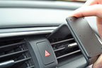 Brodit ProClip 855199 voor Honda Civic 2016-2021 en Honda Civic 2019-2021 - montagepositie op dashboard