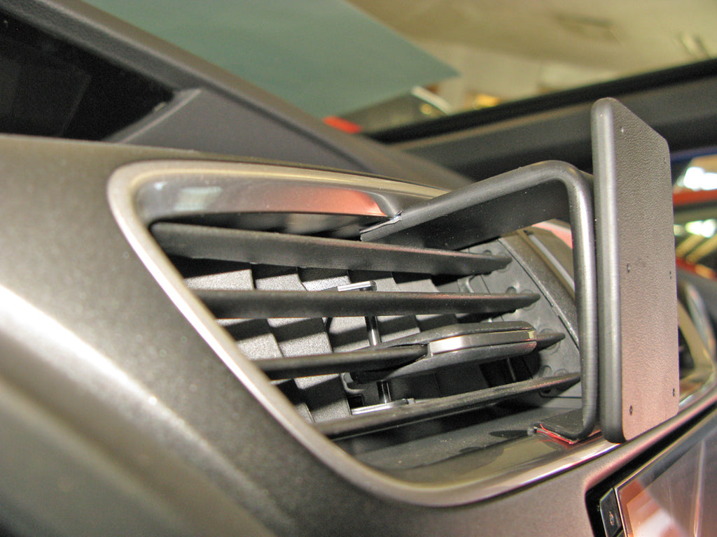 Brodit ProClip 855201 voor Honda Civic 2016-2021 - montagefoto 6